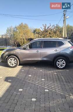 Внедорожник / Кроссовер Nissan Rogue 2015 в 