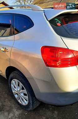 Внедорожник / Кроссовер Nissan Rogue 2015 в 