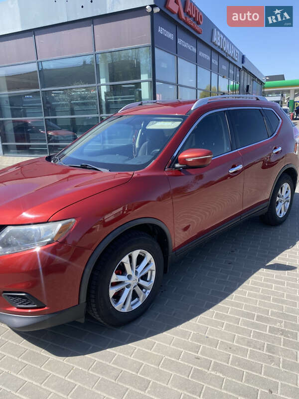 Внедорожник / Кроссовер Nissan Rogue 2015 в Киеве