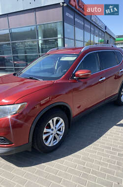 Внедорожник / Кроссовер Nissan Rogue 2015 в 