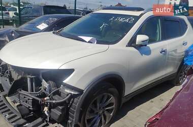 Позашляховик / Кросовер Nissan Rogue 2015 в 