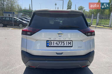 Позашляховик / Кросовер Nissan Rogue 2021 в 