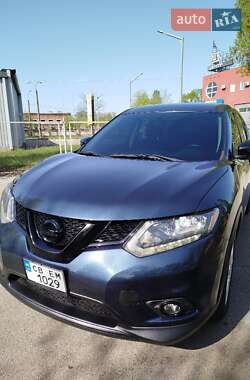 Внедорожник / Кроссовер Nissan Rogue 2014 в 