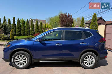 Внедорожник / Кроссовер Nissan Rogue 2019 в 