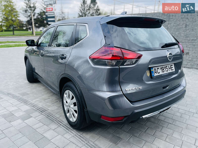 Позашляховик / Кросовер Nissan Rogue 2018 в Луцьку