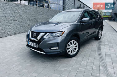 Позашляховик / Кросовер Nissan Rogue 2018 в 