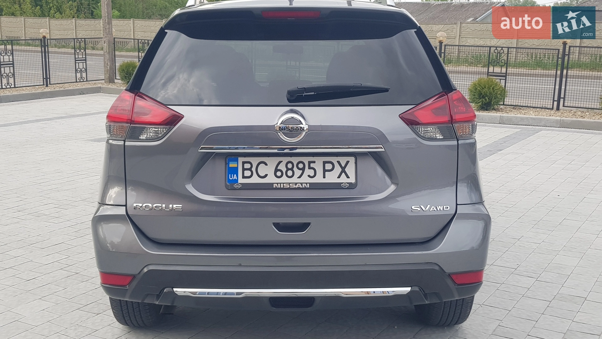 2017 Nissan Rogue - мініатюра 12