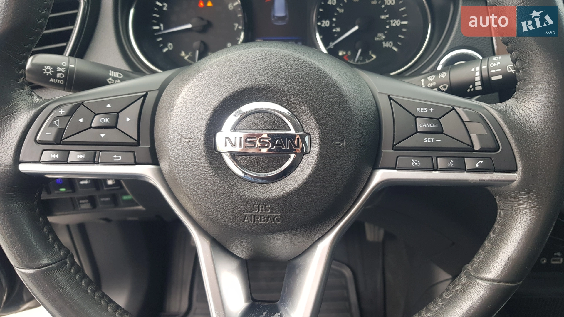 2017 Nissan Rogue - мініатюра 36