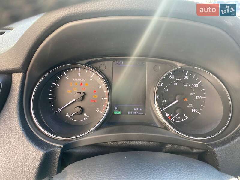 Позашляховик / Кросовер Nissan Rogue 2018 в Борщеві