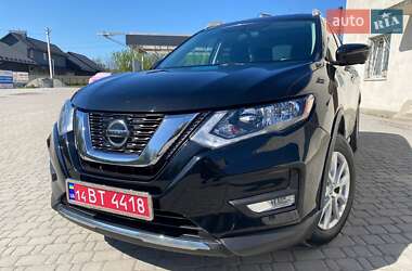 Внедорожник / Кроссовер Nissan Rogue 2018 в Борщеве