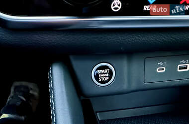 Внедорожник / Кроссовер Nissan Rogue 2023 в 