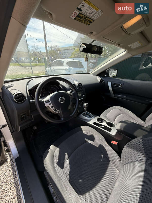 Внедорожник / Кроссовер Nissan Rogue 2010 в Киеве