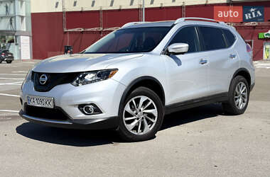 Внедорожник / Кроссовер Nissan Rogue 2015 в Киеве