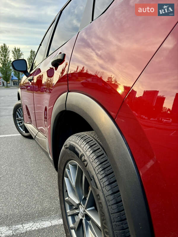 Внедорожник / Кроссовер Nissan Rogue 2021 в Киеве