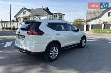 Внедорожник / Кроссовер Nissan Rogue 2018 в 