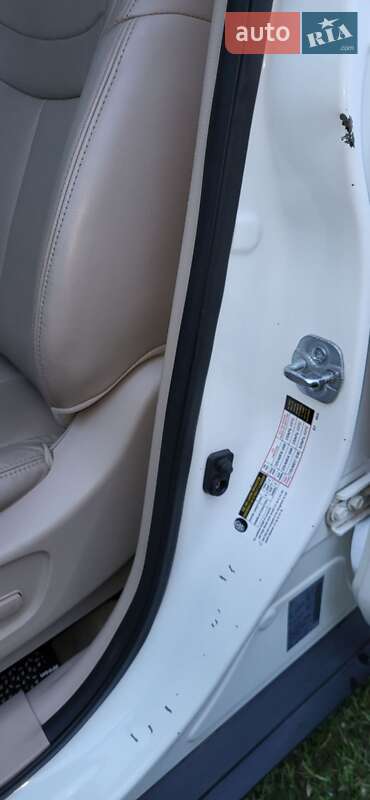 Позашляховик / Кросовер Nissan Rogue 2015 в Великій Багачці