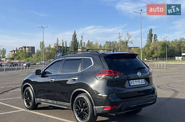 Внедорожник / Кроссовер Nissan Rogue 2017 в 