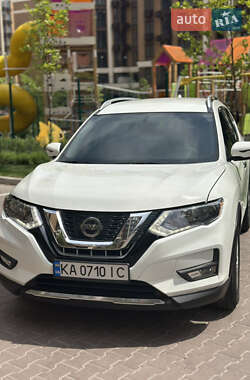 Внедорожник / Кроссовер Nissan Rogue 2018 в Киеве