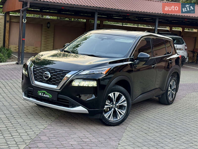 Позашляховик / Кросовер Nissan Rogue 2020 в 