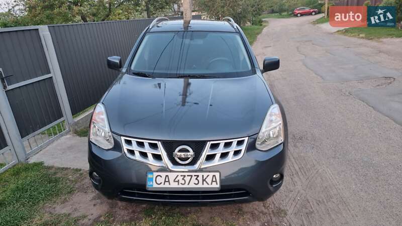 Позашляховик / Кросовер Nissan Rogue 2013 в 