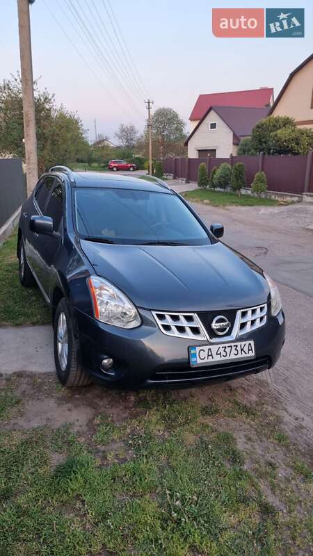 Внедорожник / Кроссовер Nissan Rogue 2013 в Черкассах
