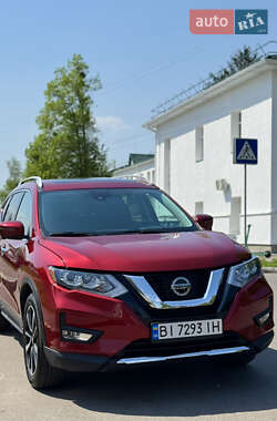 Внедорожник / Кроссовер Nissan Rogue 2019 в Полтаве