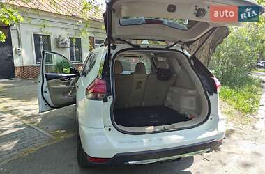 Внедорожник / Кроссовер Nissan Rogue 2016 в 
