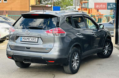 Внедорожник / Кроссовер Nissan Rogue 2015 в 