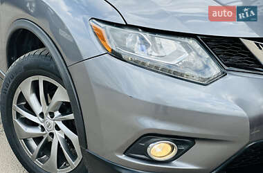 Внедорожник / Кроссовер Nissan Rogue 2015 в 