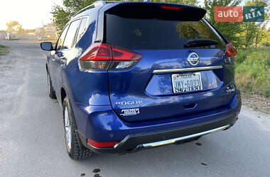 Внедорожник / Кроссовер Nissan Rogue 2020 в 