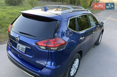 Внедорожник / Кроссовер Nissan Rogue 2020 в 