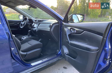 Внедорожник / Кроссовер Nissan Rogue 2020 в 