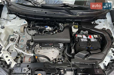 Позашляховик / Кросовер Nissan Rogue 2020 в 