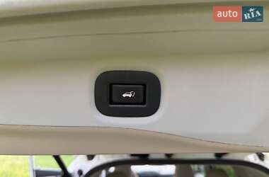 Внедорожник / Кроссовер Nissan Rogue 2015 в 