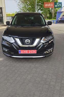 Позашляховик / Кросовер Nissan Rogue 2018 в Запоріжжі
