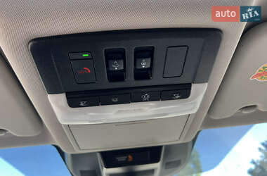 Позашляховик / Кросовер Nissan Rogue 2021 в 