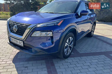 Позашляховик / Кросовер Nissan Rogue 2021 в 