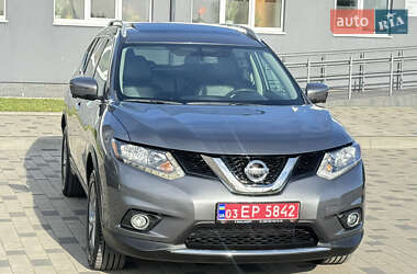 Внедорожник / Кроссовер Nissan Rogue 2015 в 