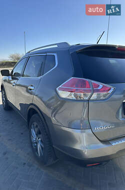 Внедорожник / Кроссовер Nissan Rogue 2014 в 