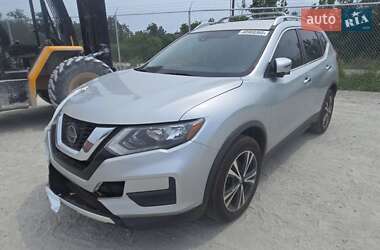 Позашляховик / Кросовер Nissan Rogue 2019 в Ємільчиному