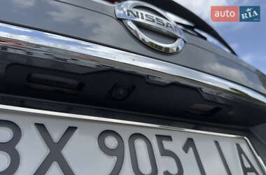 Внедорожник / Кроссовер Nissan Rogue 2015 в 