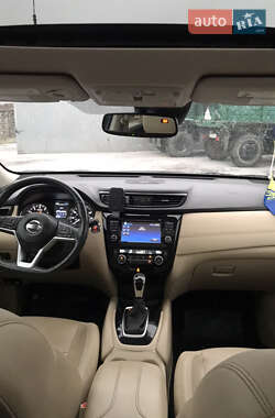 Позашляховик / Кросовер Nissan Rogue 2017 в 