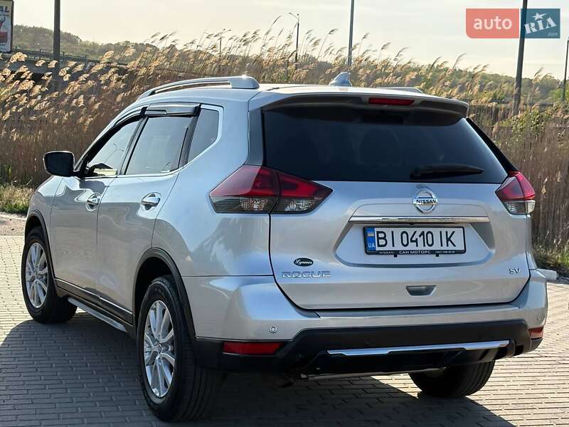 Позашляховик / Кросовер Nissan Rogue 2019 в Полтаві