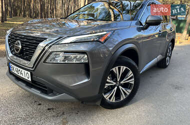 Позашляховик / Кросовер Nissan Rogue 2021 в 