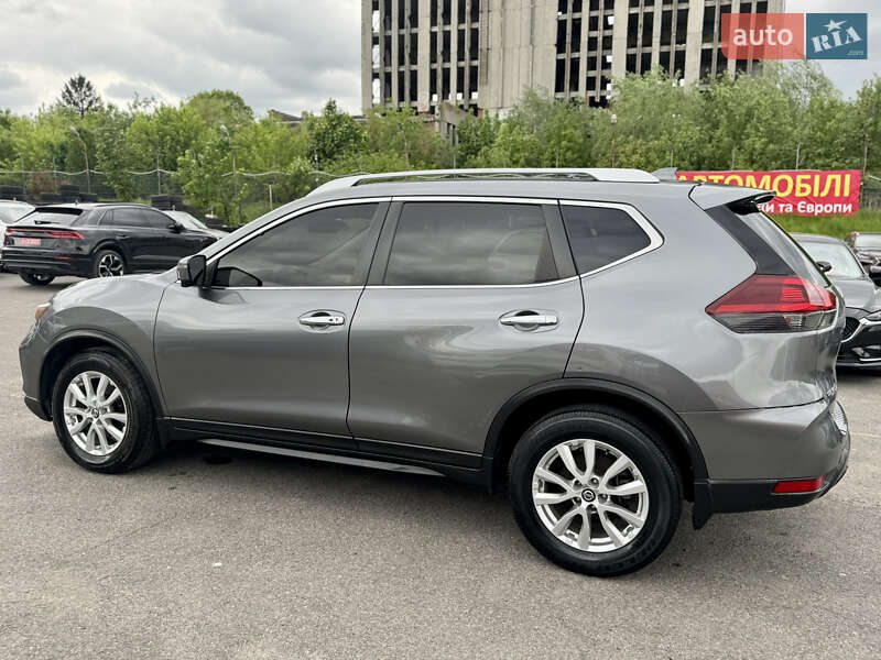 Позашляховик / Кросовер Nissan Rogue 2018 в Львові