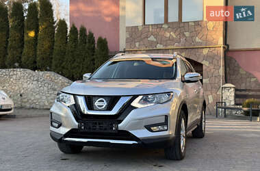 Внедорожник / Кроссовер Nissan Rogue 2018 в Тернополе