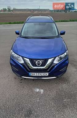 Внедорожник / Кроссовер Nissan Rogue 2018 в 