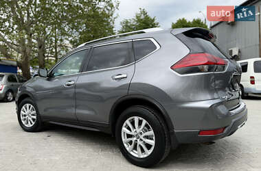 Позашляховик / Кросовер Nissan Rogue 2017 в 