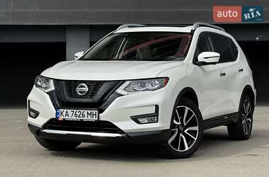 Внедорожник / Кроссовер Nissan Rogue 2019 в Киеве