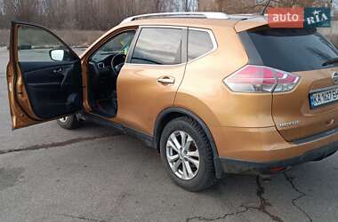 Позашляховик / Кросовер Nissan Rogue 2013 в 